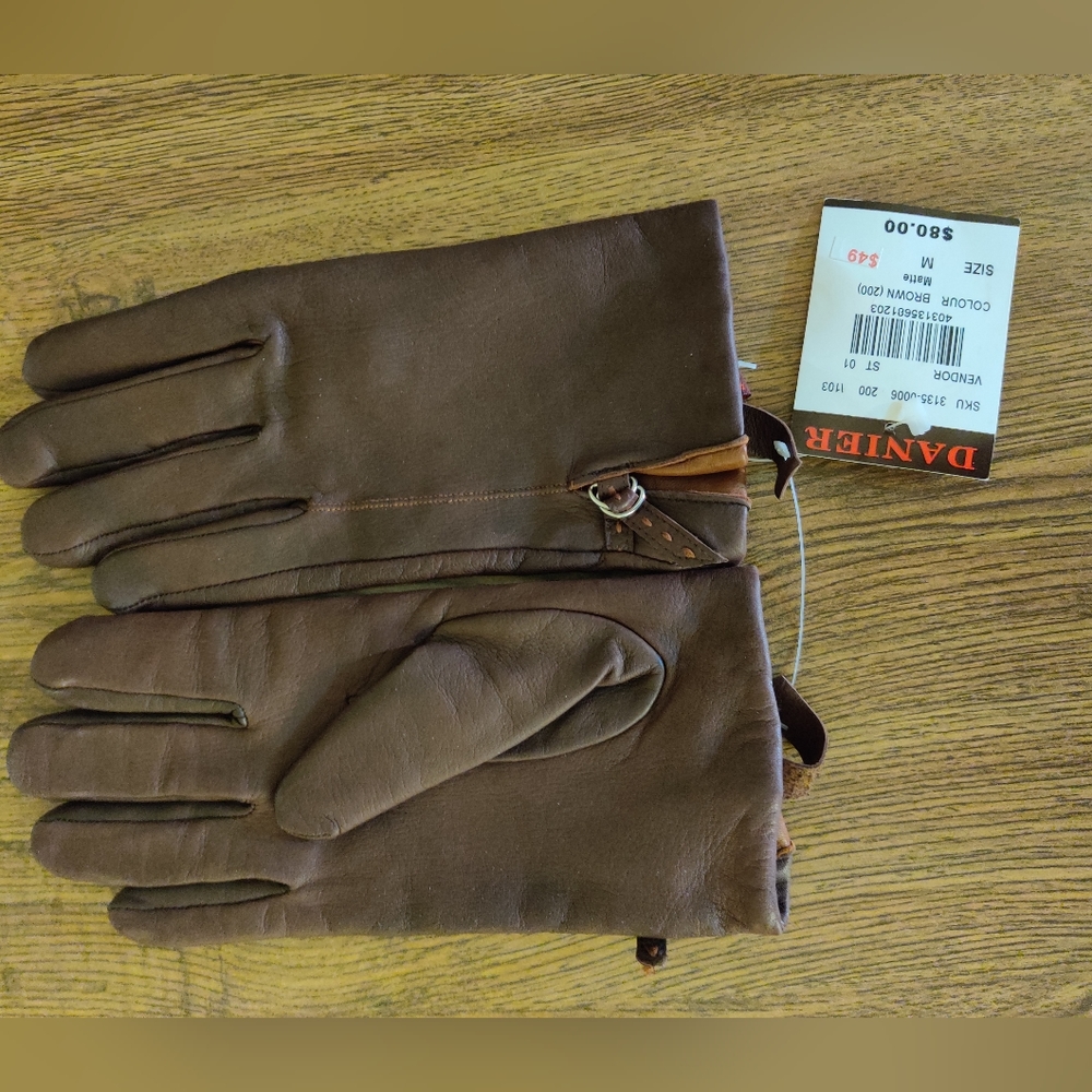 Medium brown wool lined leather gloves, NWT, size M